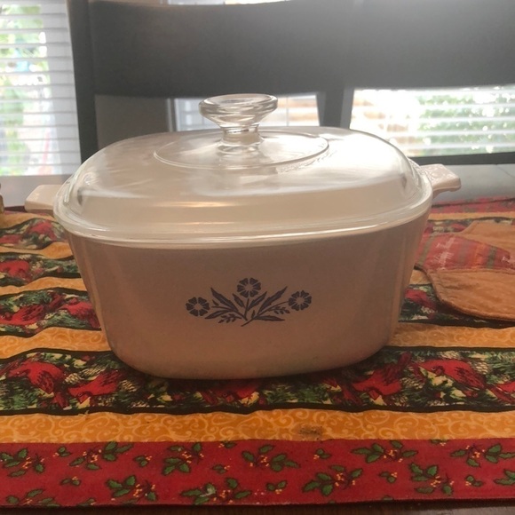 𝅺VTG First Generation Corningware. 2.5 quart with glass lid - Picture 1 of 4